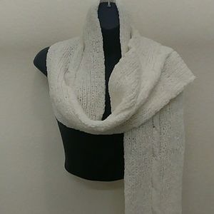 Betmar Chenille Winter White Scarf
